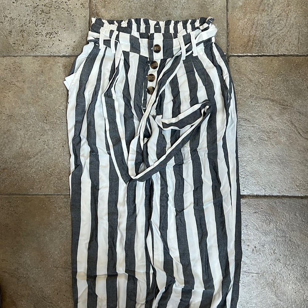 American Eagle high wasted pants